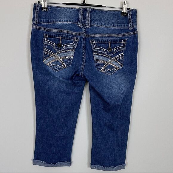 Rue 21 Jean Capris. Size: 7 - Picture 2 of 3